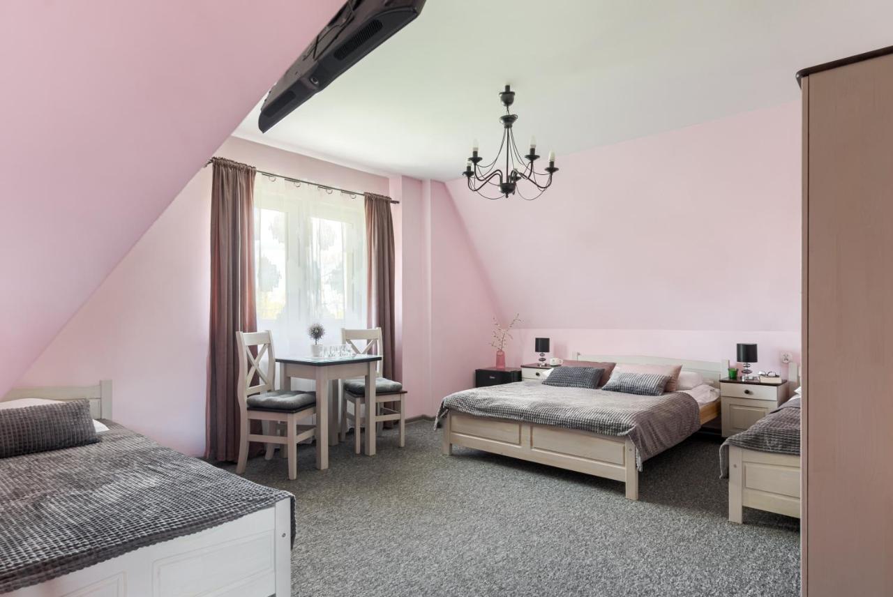 샤플라리 Osrodek Wypoczynkowy Anna Ila B&B 외부 사진